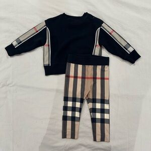 Burberry baby 2 piece set